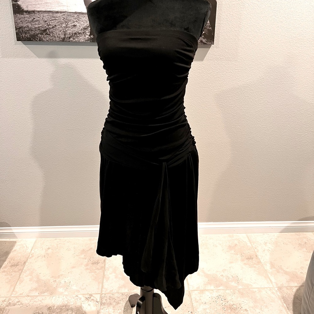 A-LIST strapless black dress - Picture 3 of 11